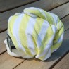 Turban 100% Coton pour les cheveux - Rayures Jaune Blanc - Tête côté gauche